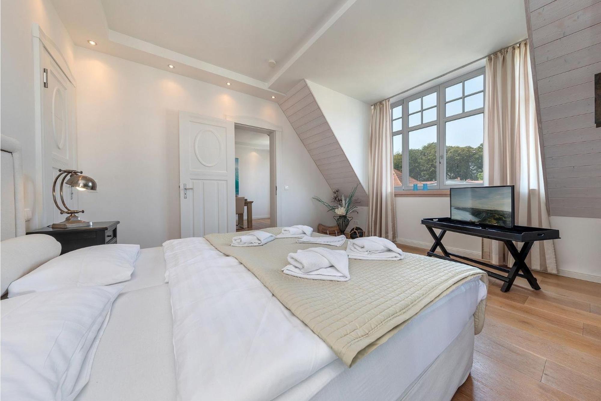 Villa Theres Penthouse Seaside Sellin  Exterior photo